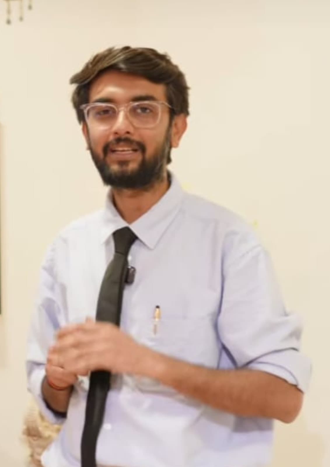 Dr. Mayank Kumar